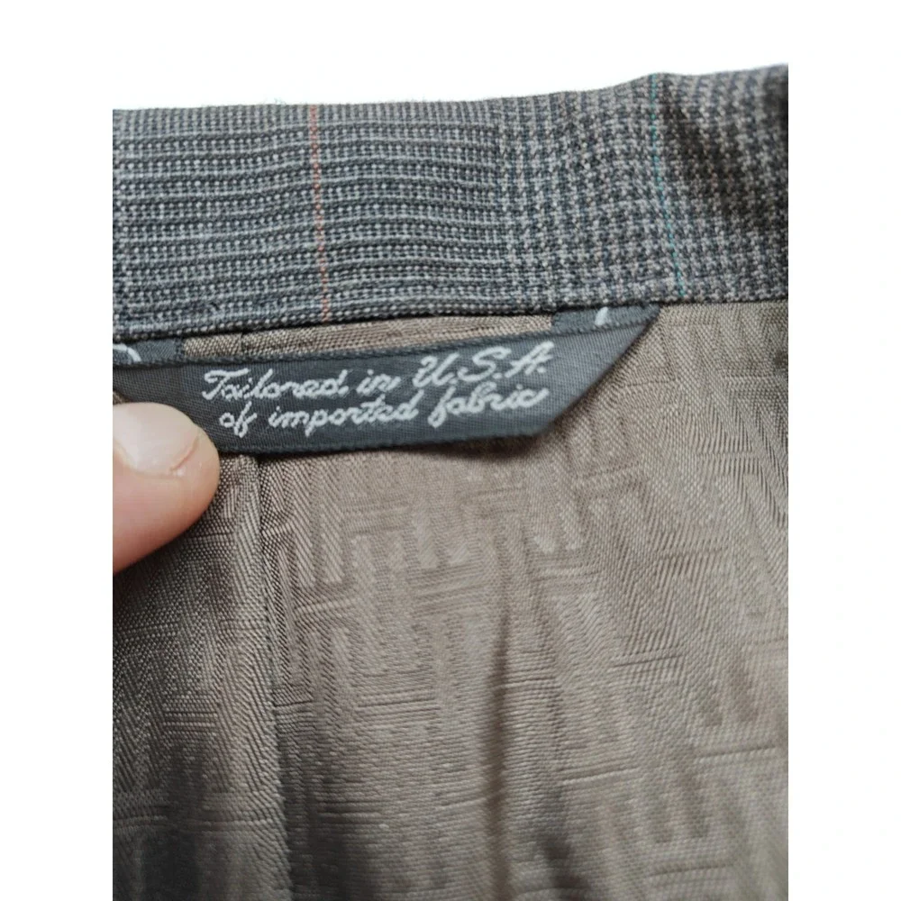 Halston Vintage 41R Gray Plaid Blazer Mens 2 Button Sport Coat USA Wool